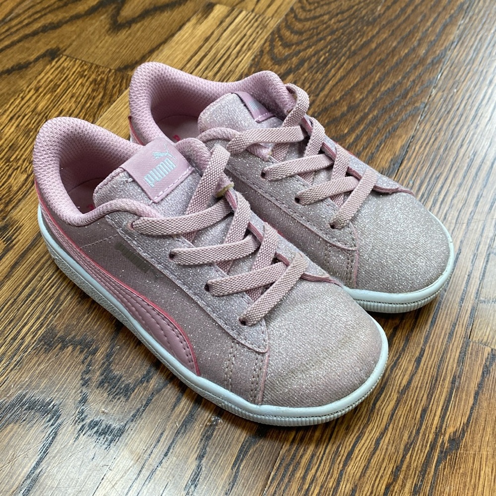 Puma Sneakers